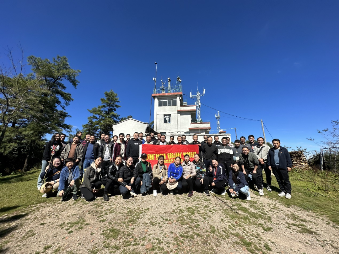 【培训动态】什么是共产党人，我们在大亮山寻找答案