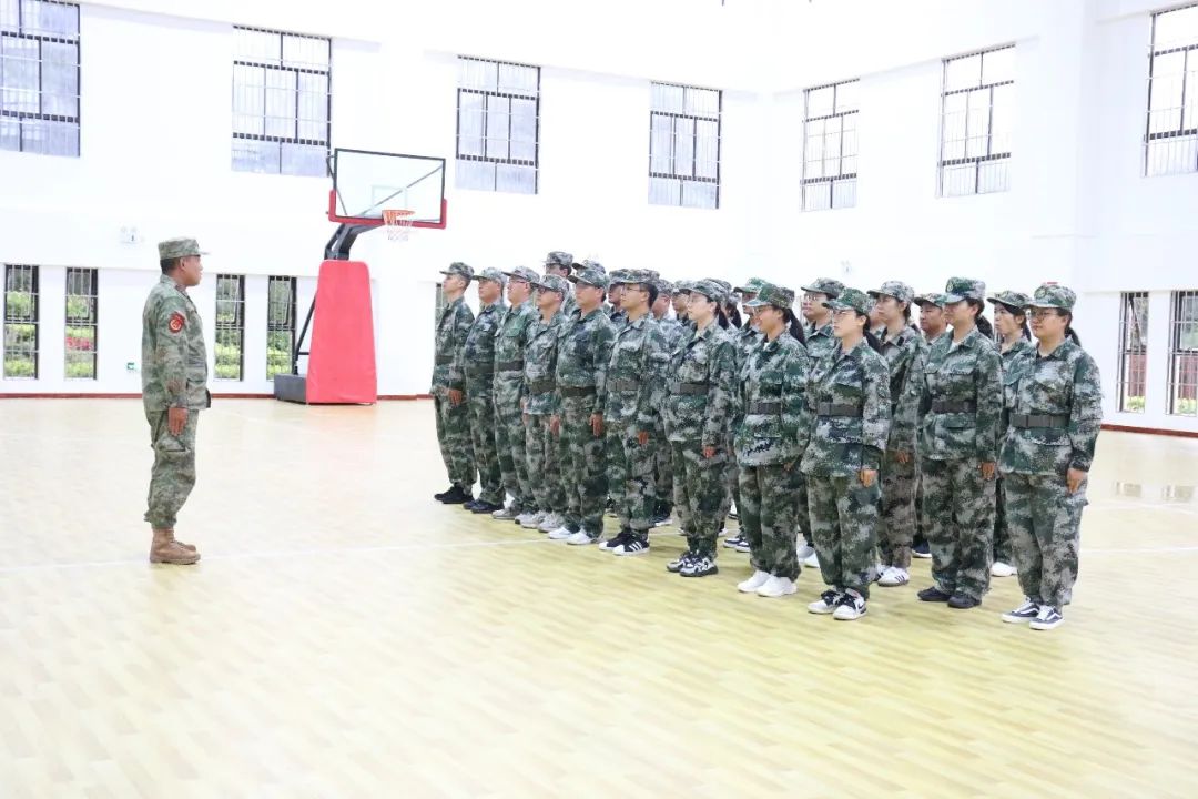 习近平：坚持从抓作风入手推进全面从严治党 把新时代党的自我革命要求进一步落实到位